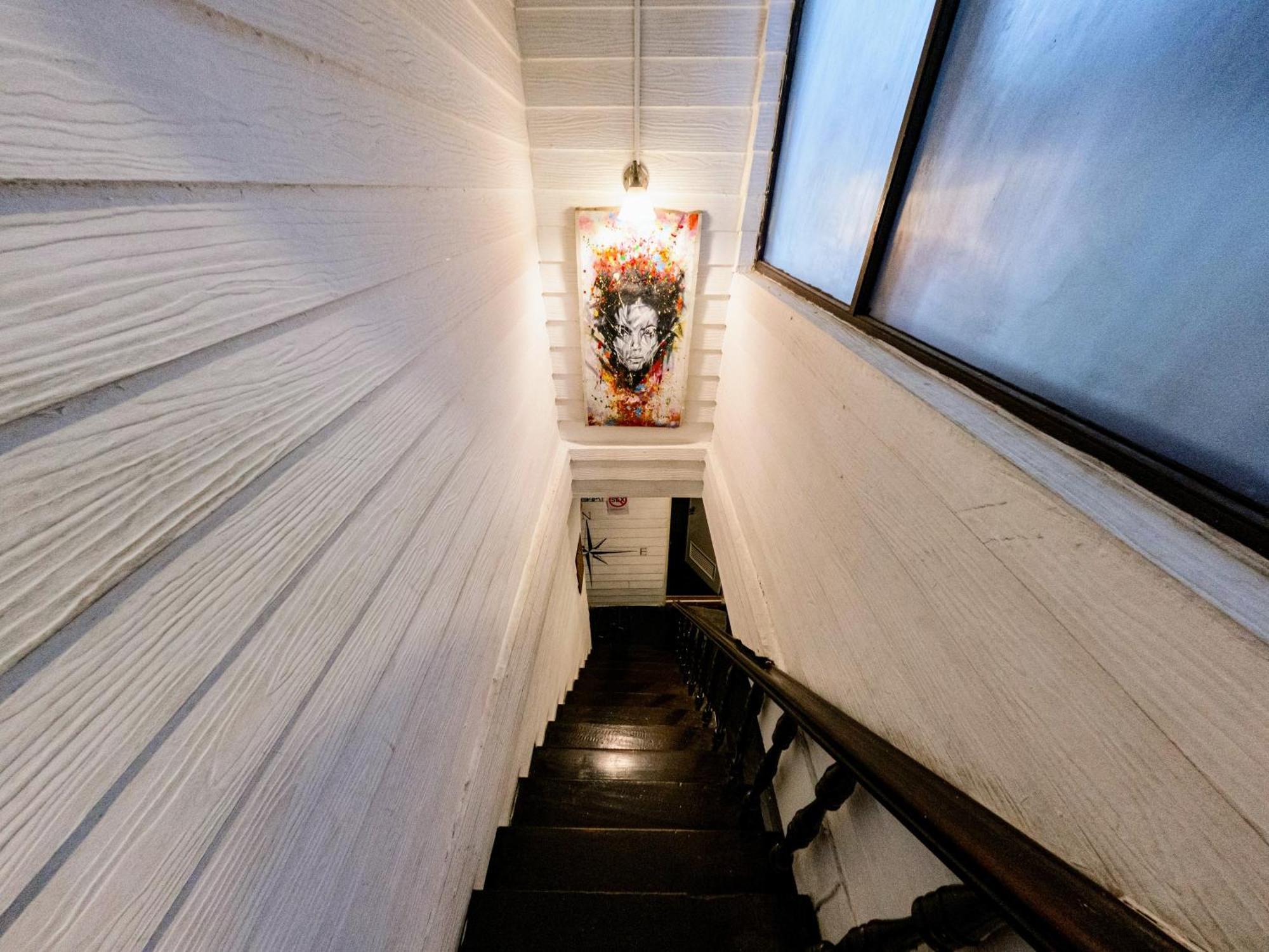 Back Home Backpackers Hostel Bangkok Exterior foto