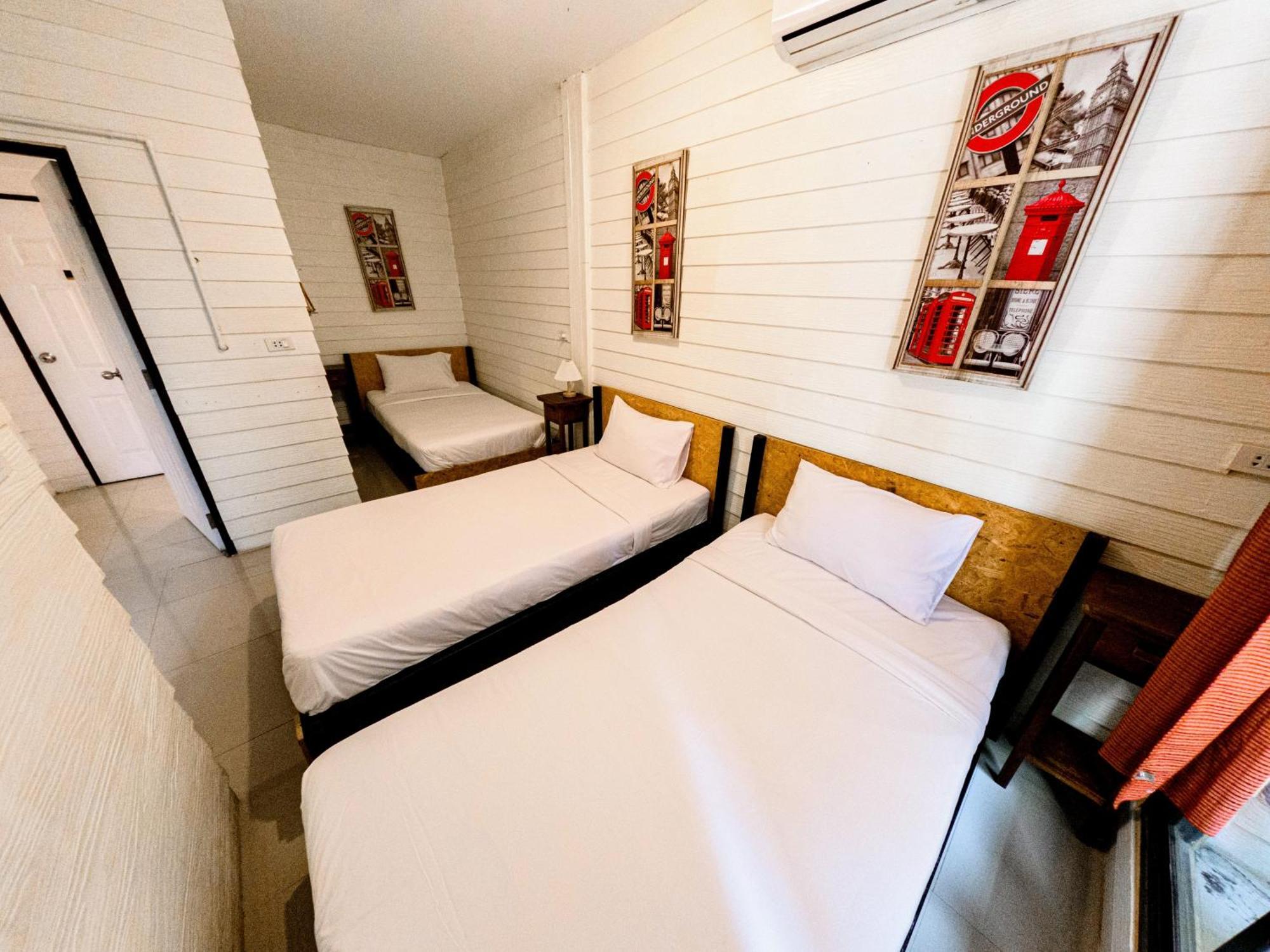Back Home Backpackers Hostel Bangkok Exterior foto